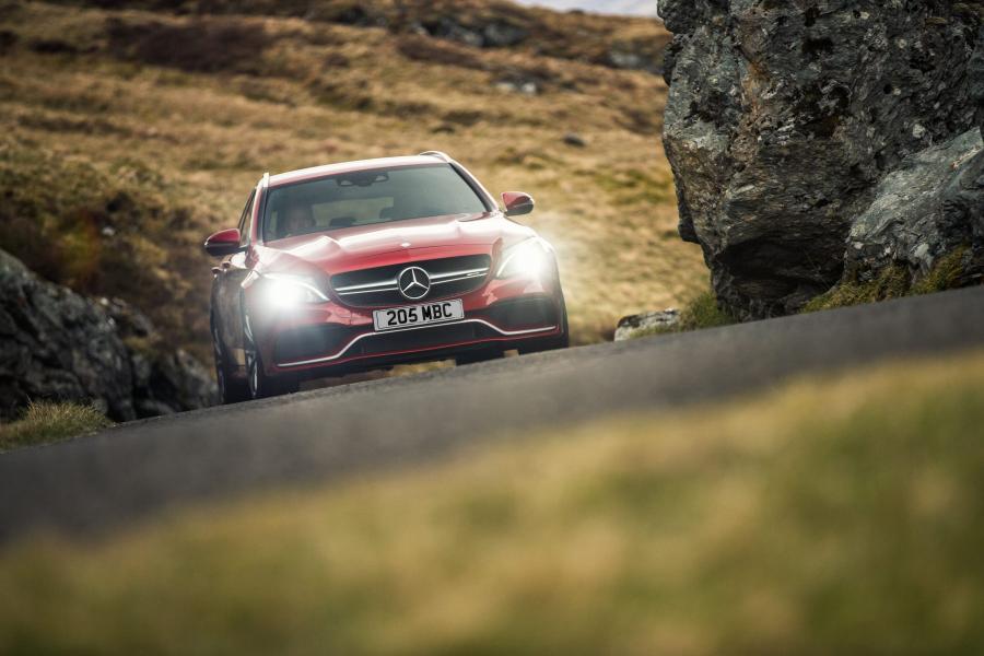  Mercedes-AMG C63 Estate 2015 года  (UK) (фото 29 из 30)